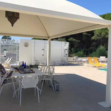 Semesterbostad Giglio Di Mare Sellia Marina